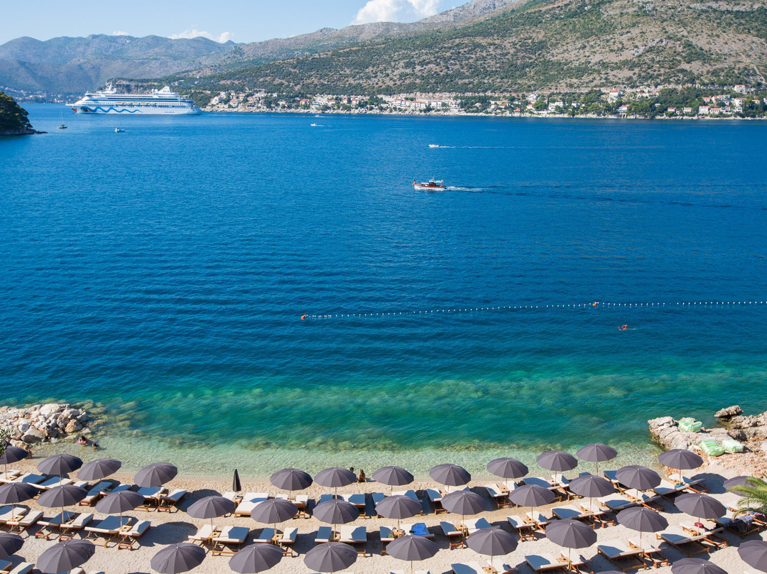 贴瑞纳酒店主图