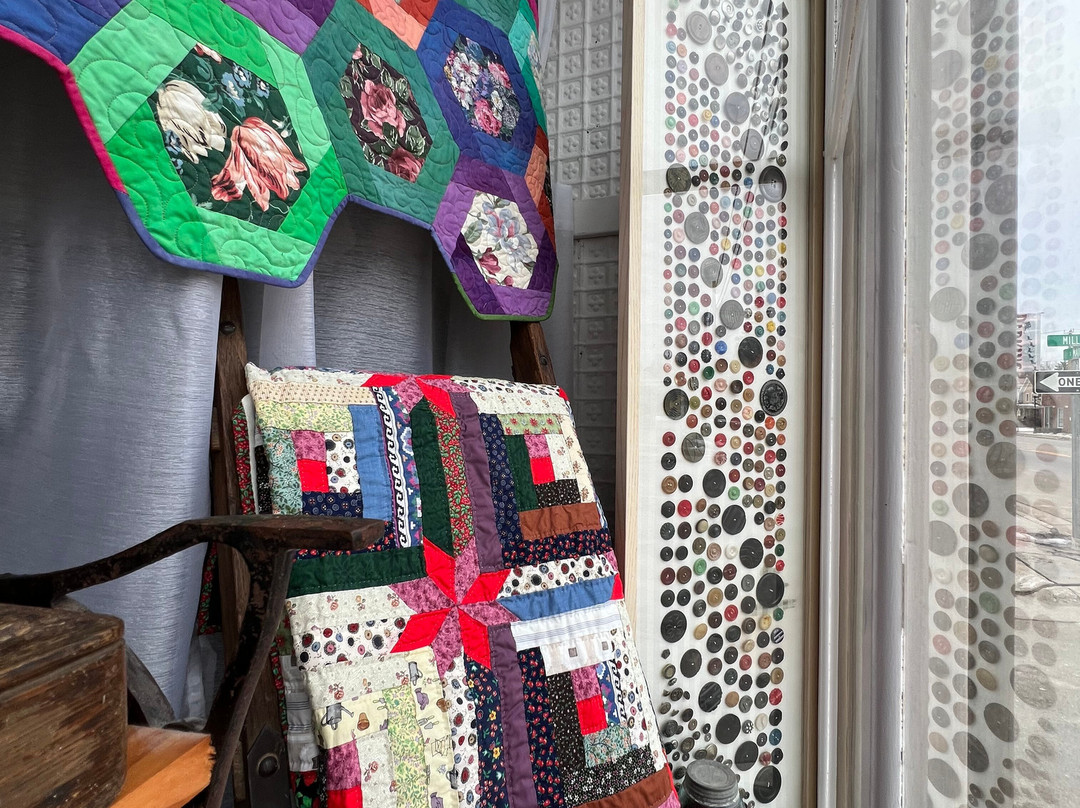 Almont Community Historical Society-Almont必去景点