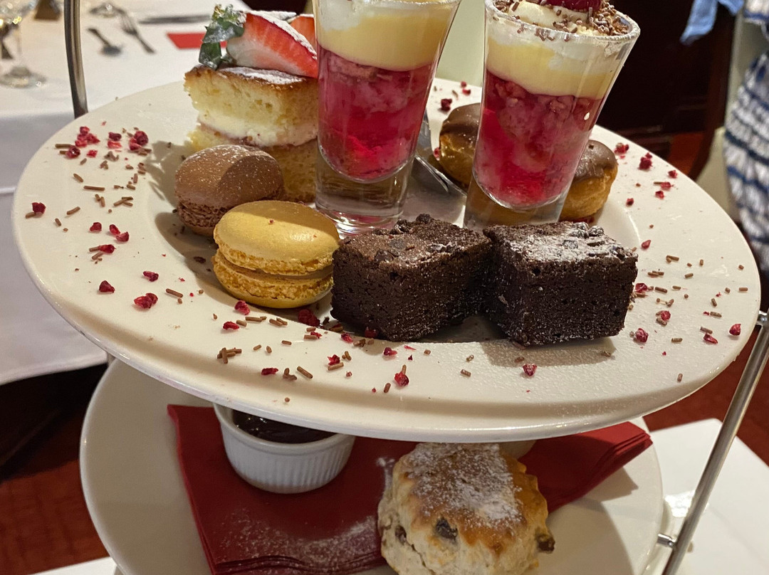Arden Hotel and Leisure Club主图