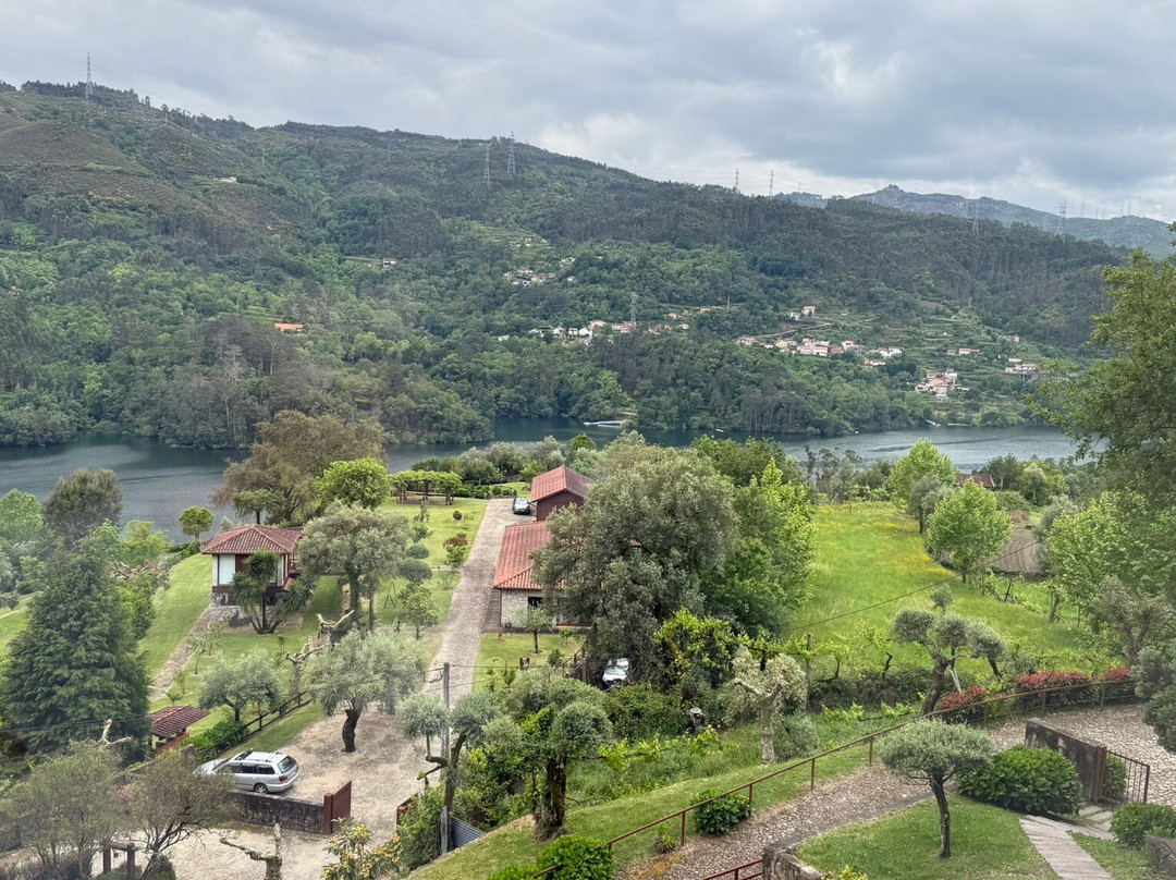 Agrinho Suites & Spa Geres Hotel主图