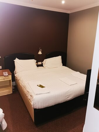 波士顿庄园酒店主图