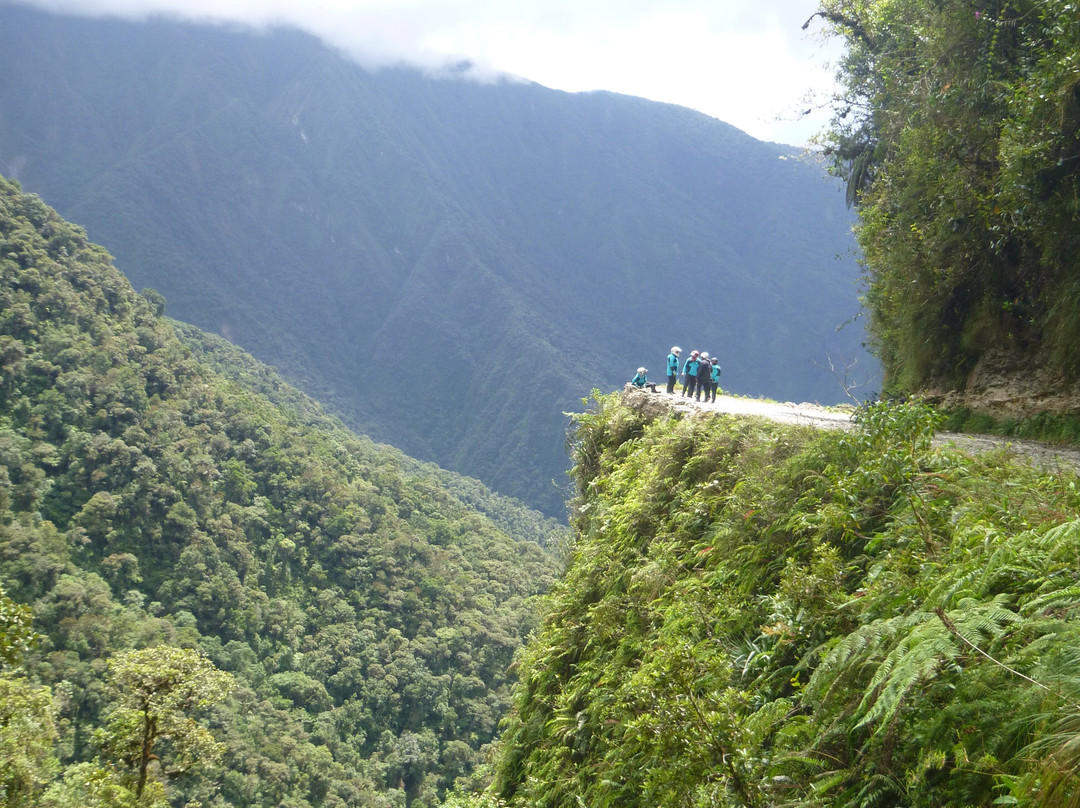 Mayhem Adventures-拉巴斯必去景点