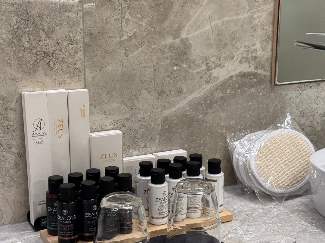 Ammoa Luxury Hotel & Spa Resort主图