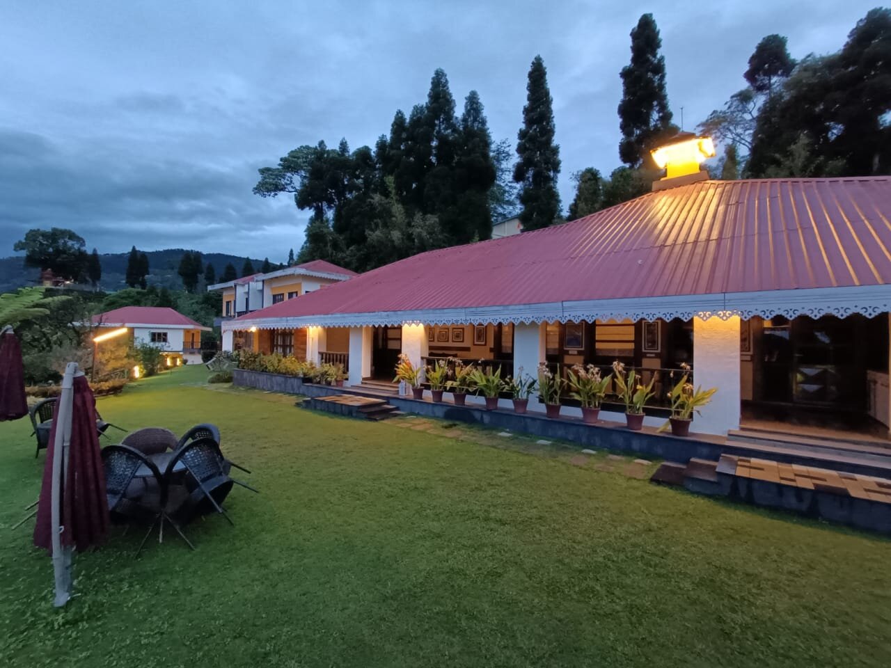 Chamong Chiabari mountain retreat-官方