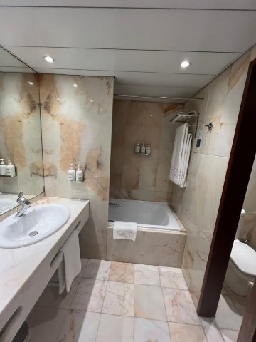 里斯本大陆假日酒店度假村-浴室