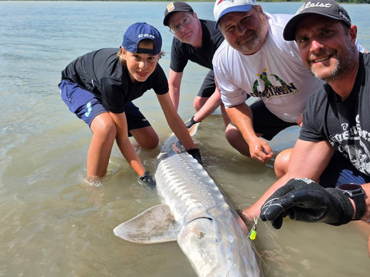 Bluewater Rockies Sportfish Guiding Co.-奇利瓦克必去景点