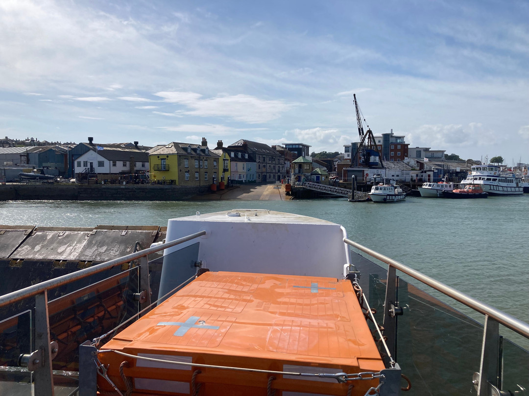 Cowes Floating Bridge-考兹必去景点