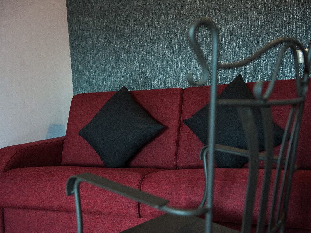 Polys Guesthouse主图