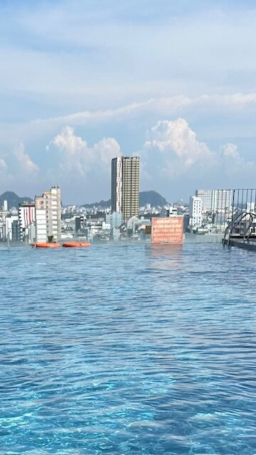 Golden Lotus Grand主图