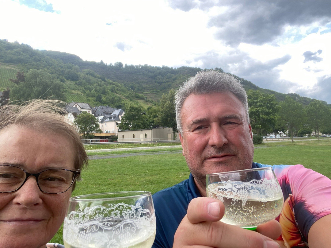 Winery Walter J. Oster-Ediger-Eller必去景点