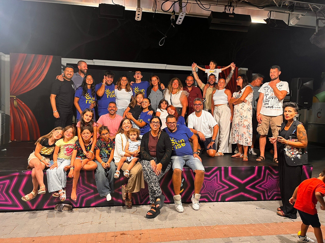 Color Bay Village主图