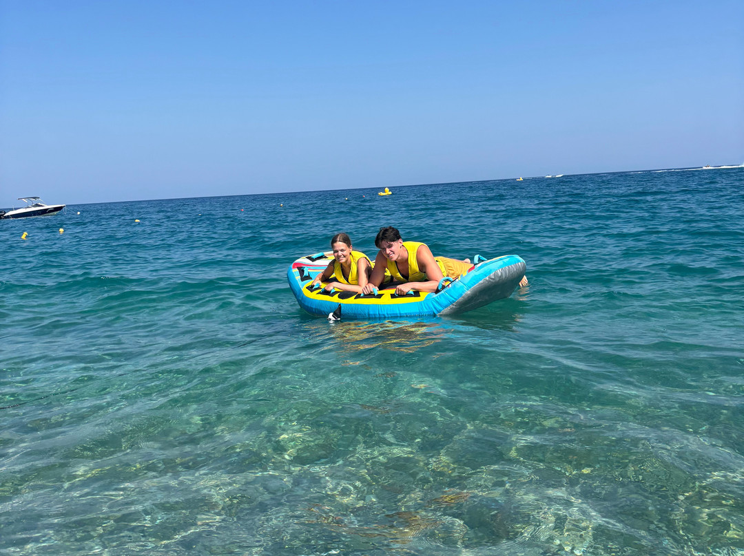 𝗕𝗹𝘂𝗲 𝗟𝗶𝗴𝗵𝘁 𝗪𝗮𝘁𝗲𝗿𝘀𝗽𝗼𝗿𝘁𝘀 𝗥𝗵𝗼𝗱𝗲𝘀-Afandou必去景点