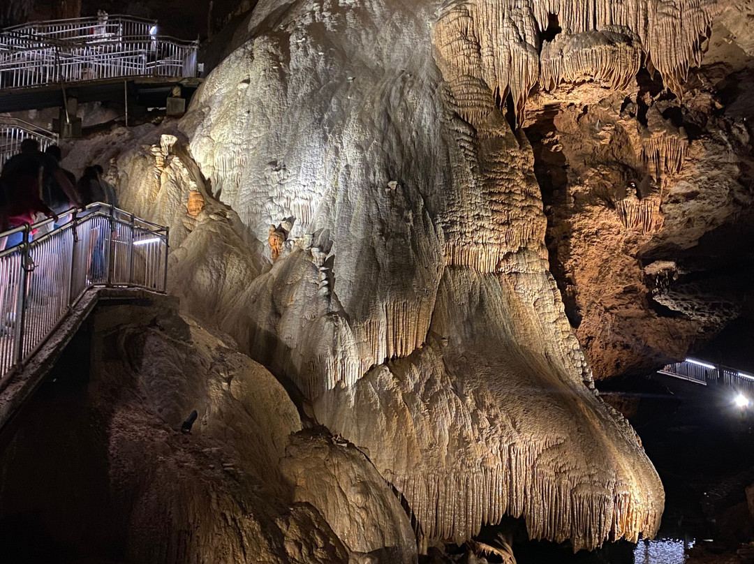 Onondaga Cave-Leasburg必去景点