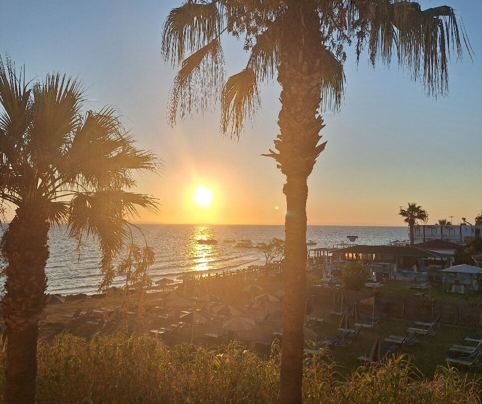 西诺斯卡玛拉海滩酒店主图