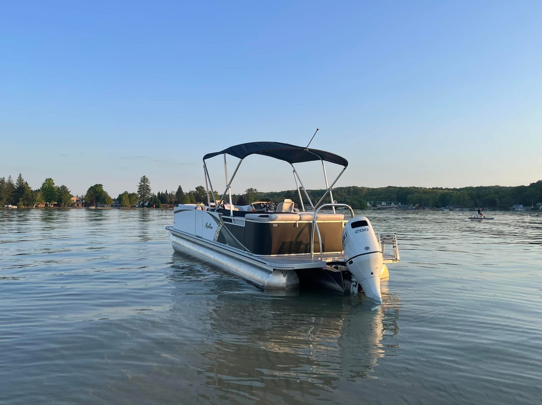 Pontoon Boat Rental-Bellaire必去景点