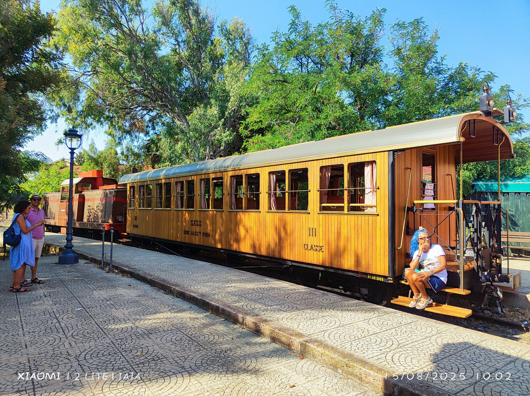 Il Trenino Verde-博萨必去景点