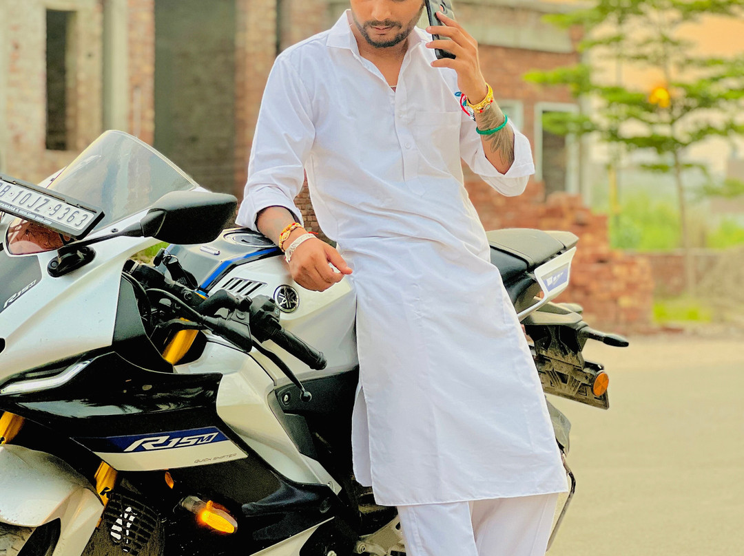 克拉西克财富酒店主图