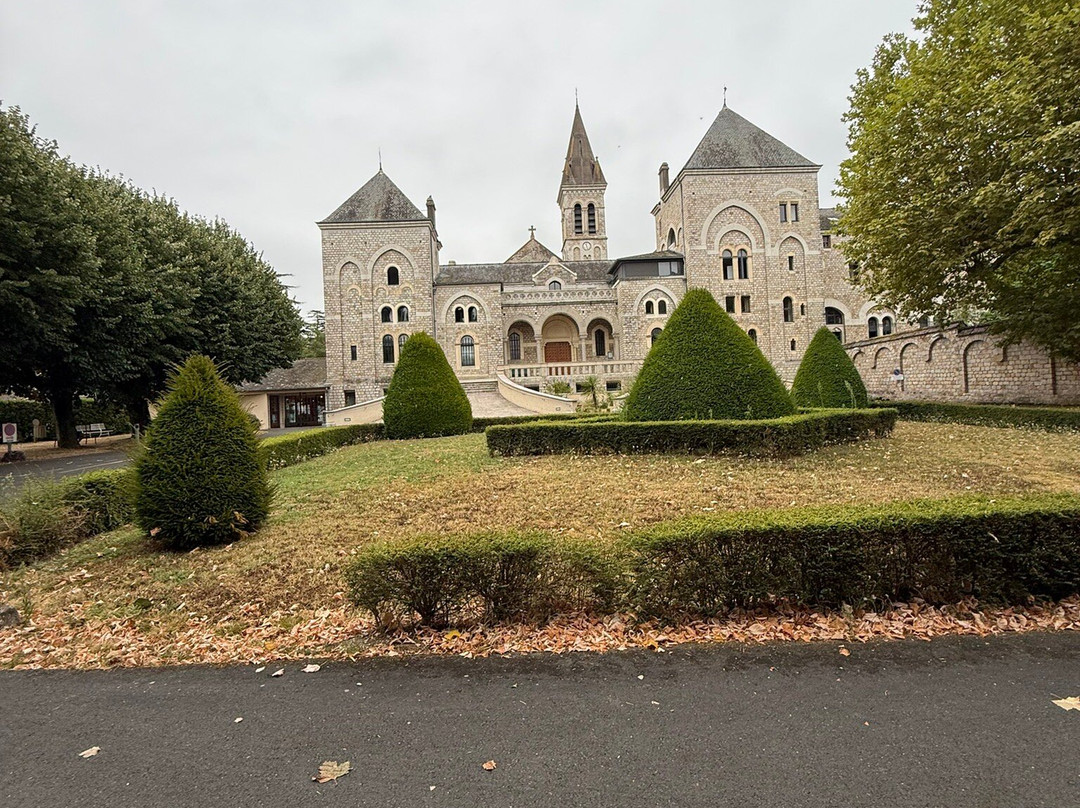 Abbaye Sainte Scholastique-Dourgne必去景点