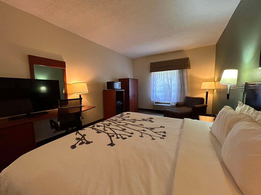 Hotel Pearl Jackson Airport主图