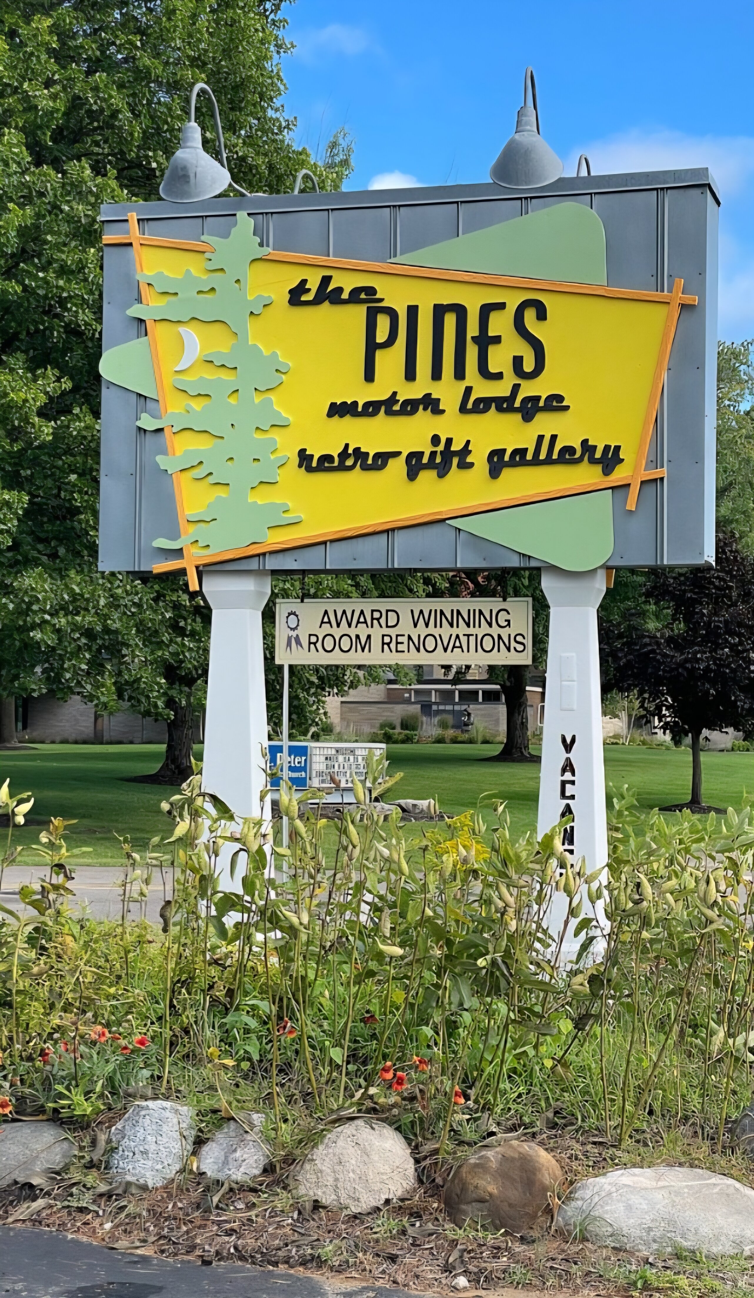 The Pines Motor Lodge-官方