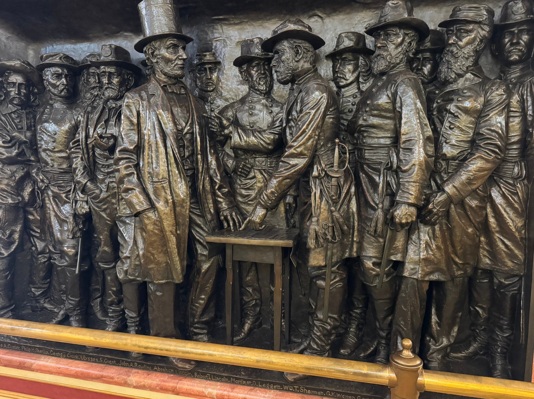 Cuyahoga County Soldiers' and Sailors' Monument-克利夫兰必去景点