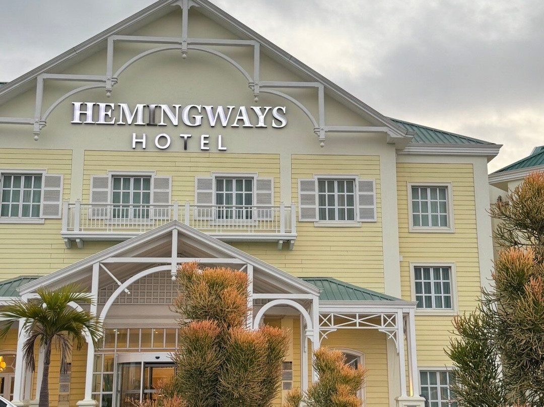Hemingways Hotel主图