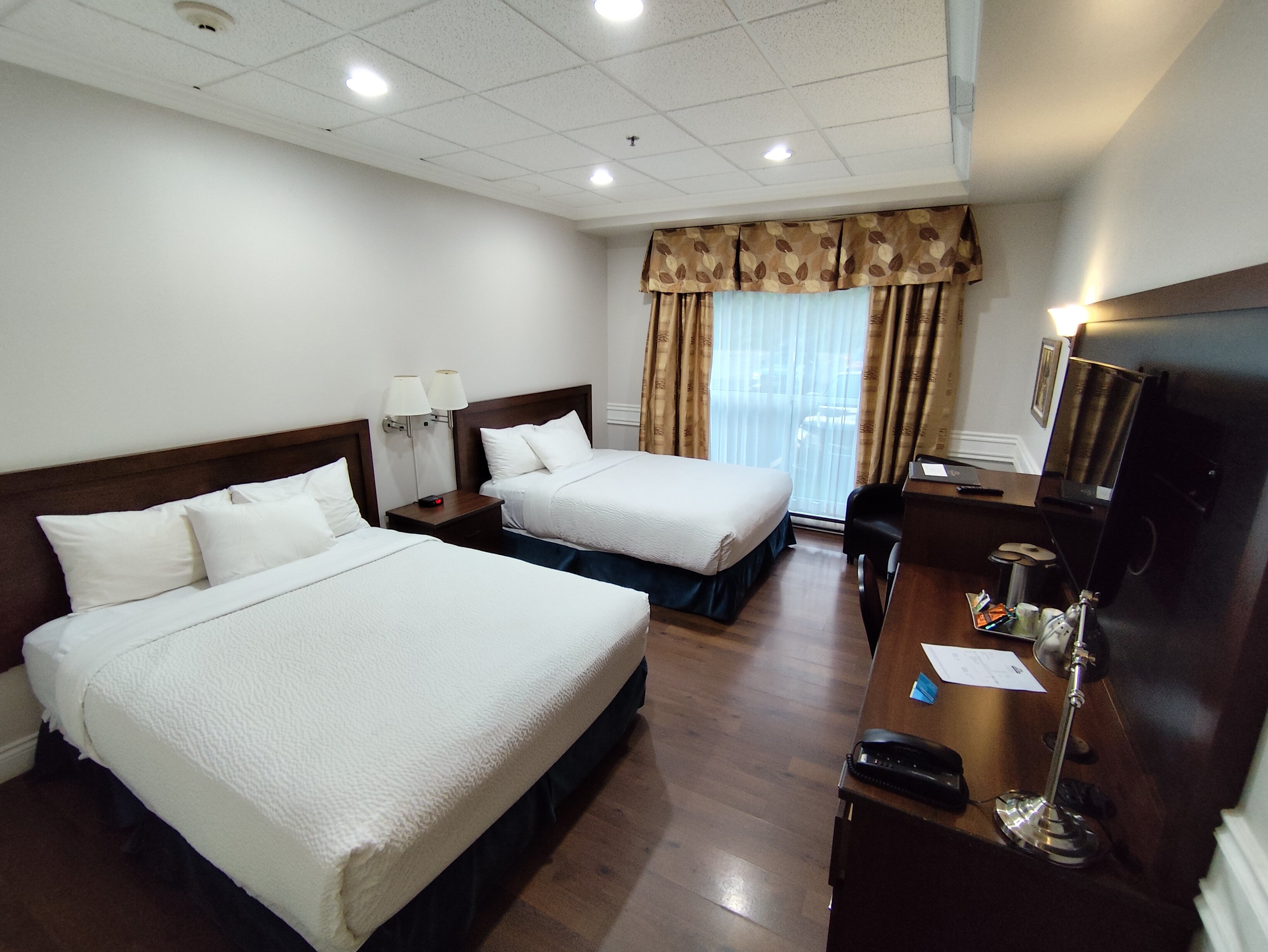 Days Inn By Wyndham Levis-客卧