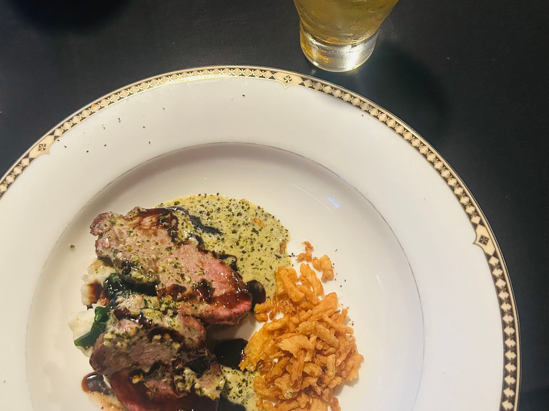 Lafayette Inn and Restaurant主图