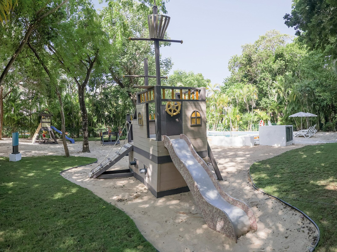 卢皮塔悦宜湾酒店主图