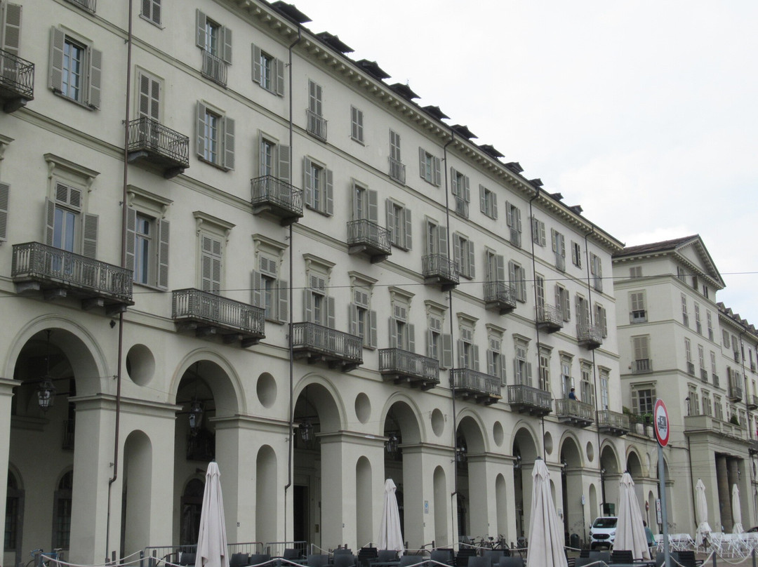 Piazza Vittorio Veneto-都灵必去景点