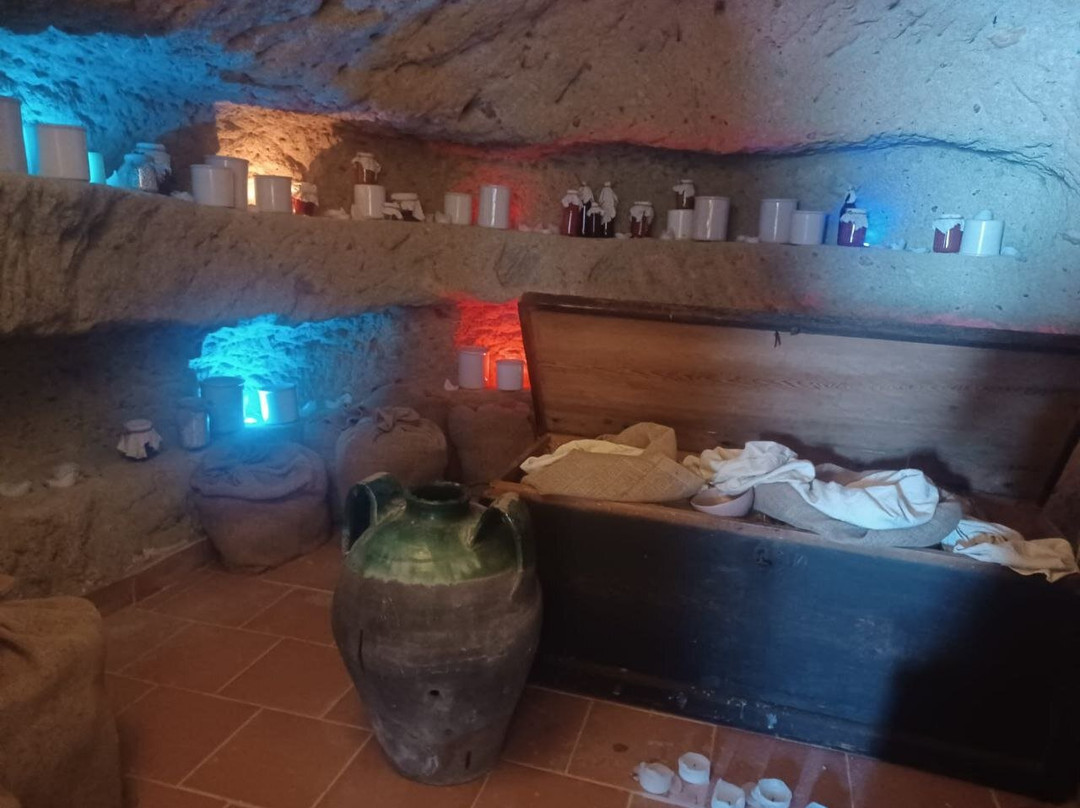 Eremo di San Nicola-Serrara Fontana必去景点