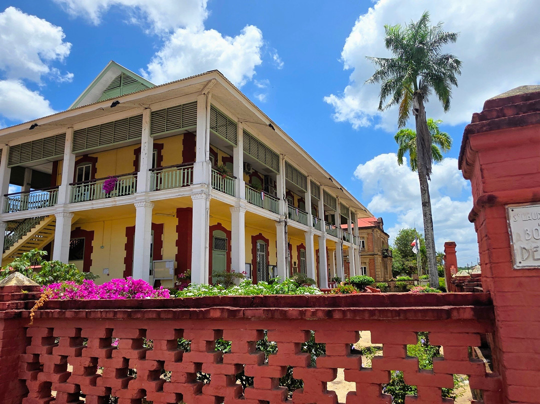 Orange Travel Suriname-帕拉马里博必去景点