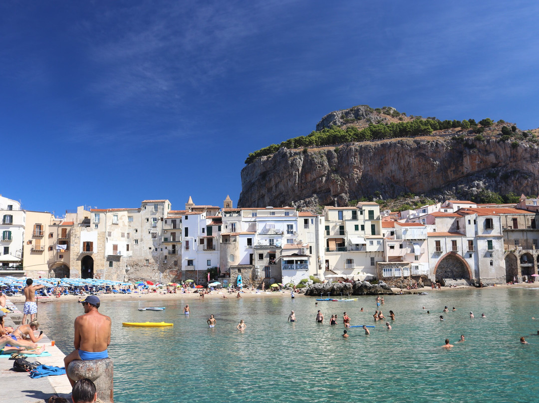 Cefalù Beach-切法卢必去景点