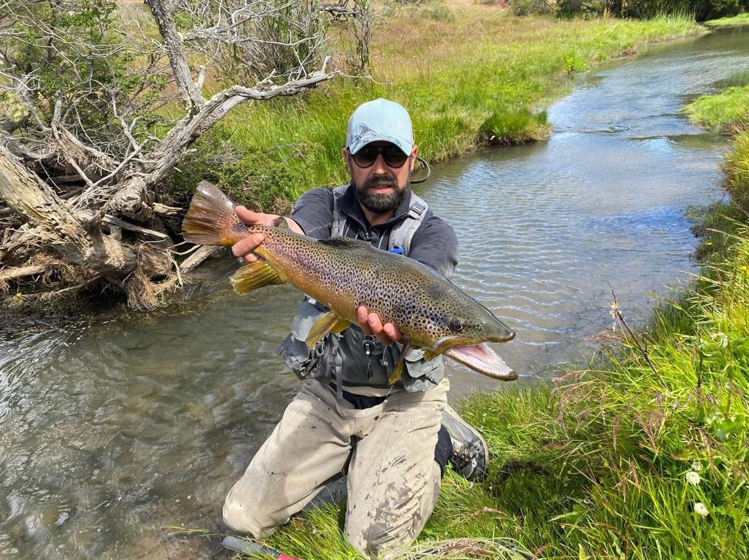 Mosquero Fly Fishing-纳塔莱斯港必去景点