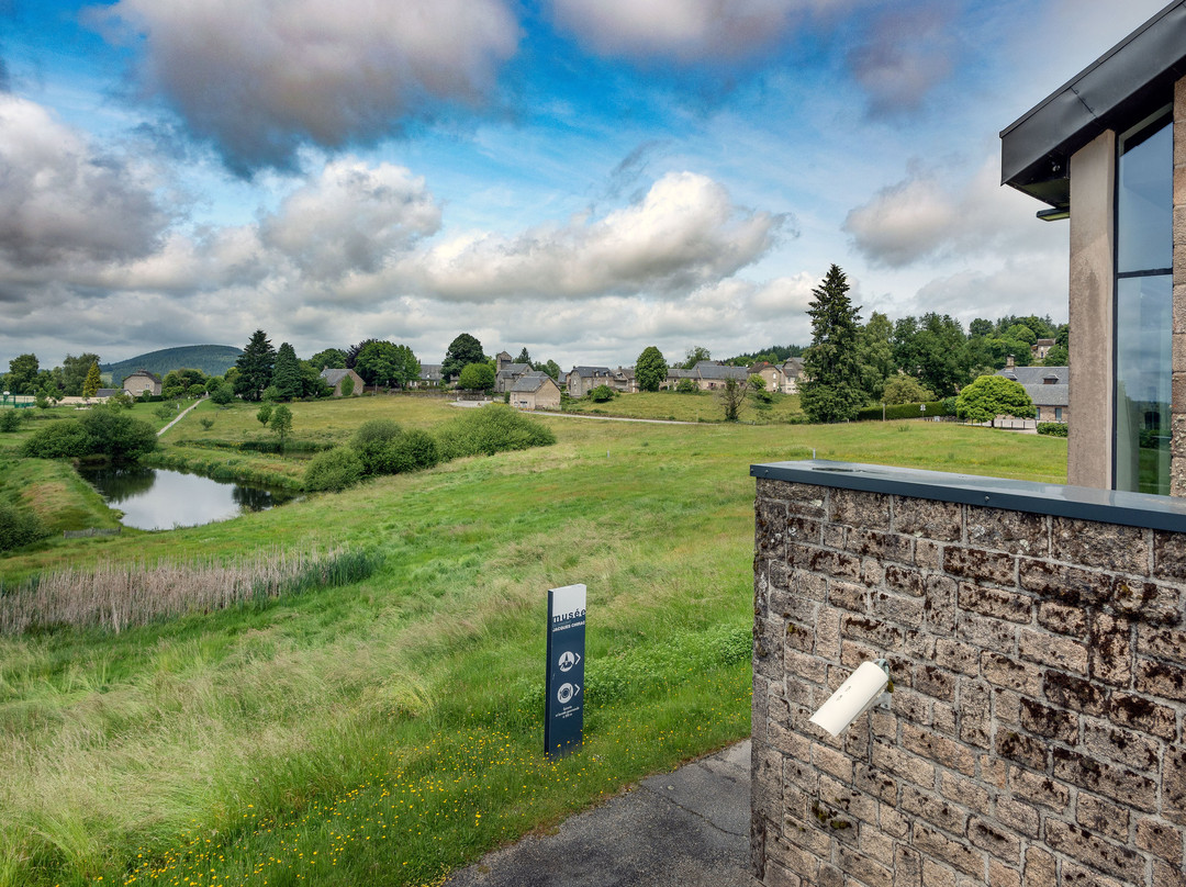 Musée du Président Jacques Chirac-Sarran必去景点