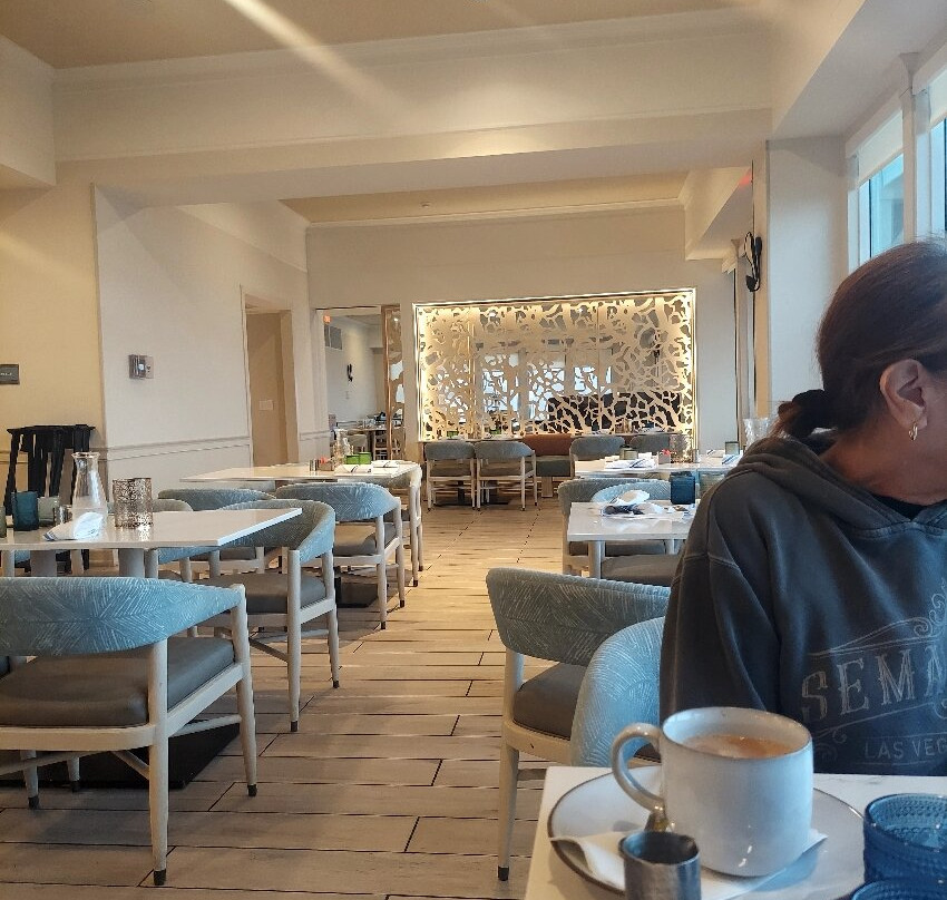 沙丘庄园套房酒店主图