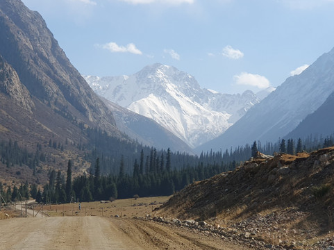 Kyrgyz Guided Tours-比斯凯克必去景点