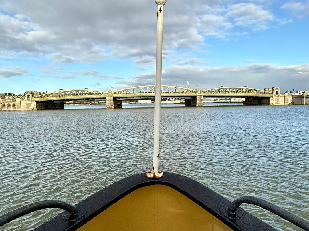 X-Pilot - Marine A Services-Queenborough必去景点