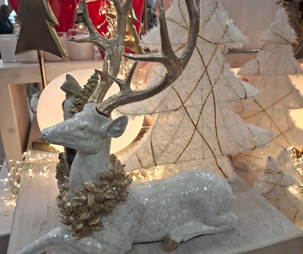 Weinfurtner Glasdorf-Arnbruck必去景点