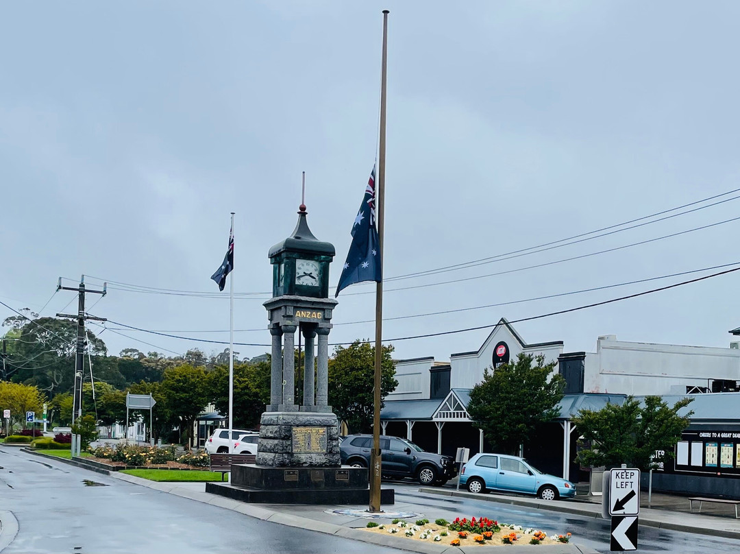 Foster War Memorial-福斯特必去景点