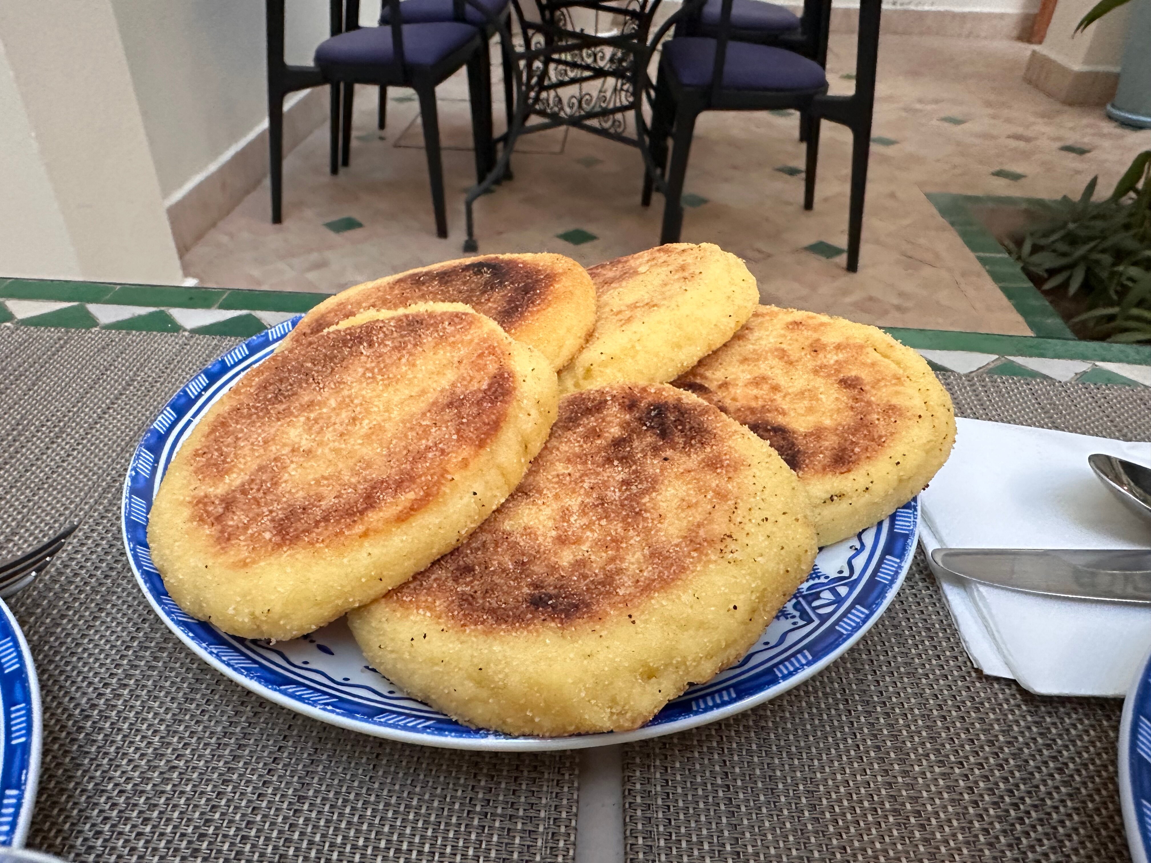 非斯摩洛哥传统庭院住宅-官方