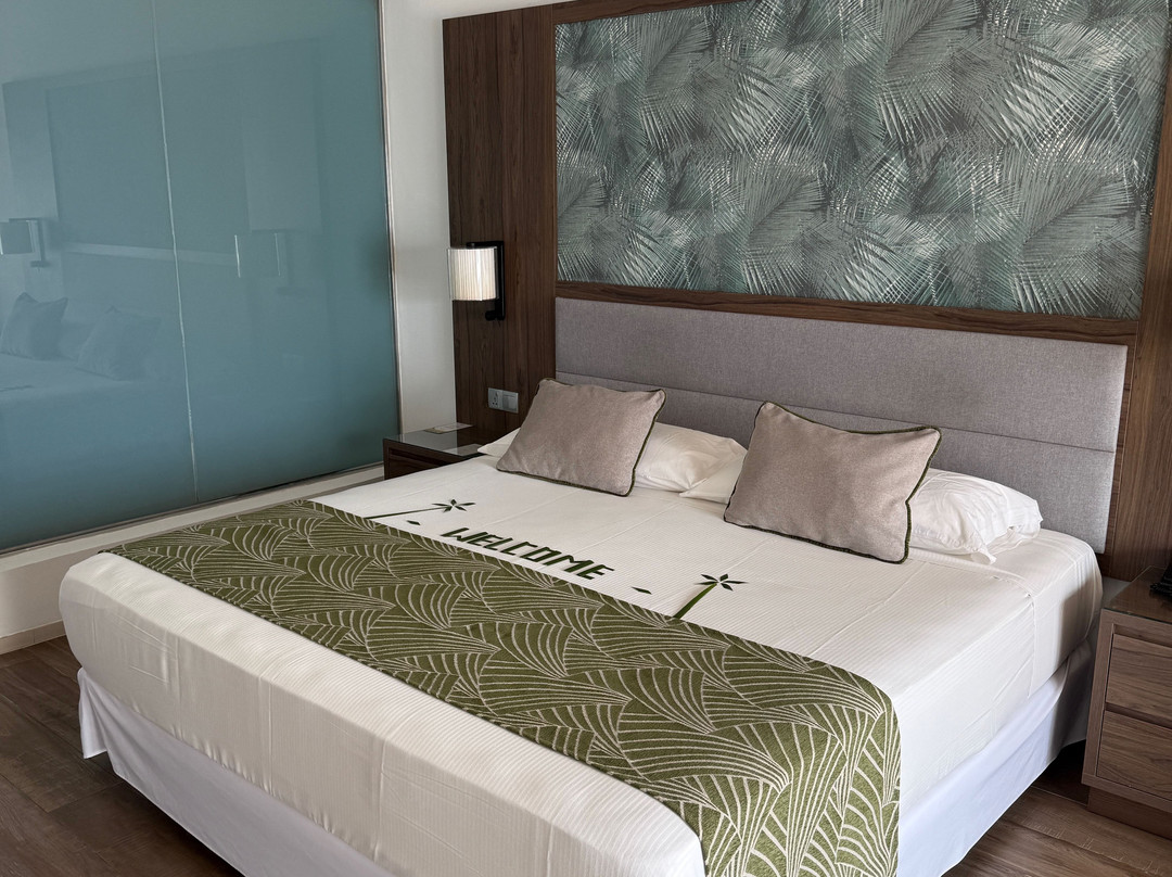 马尔代夫悦宜湾奢享酒店主图