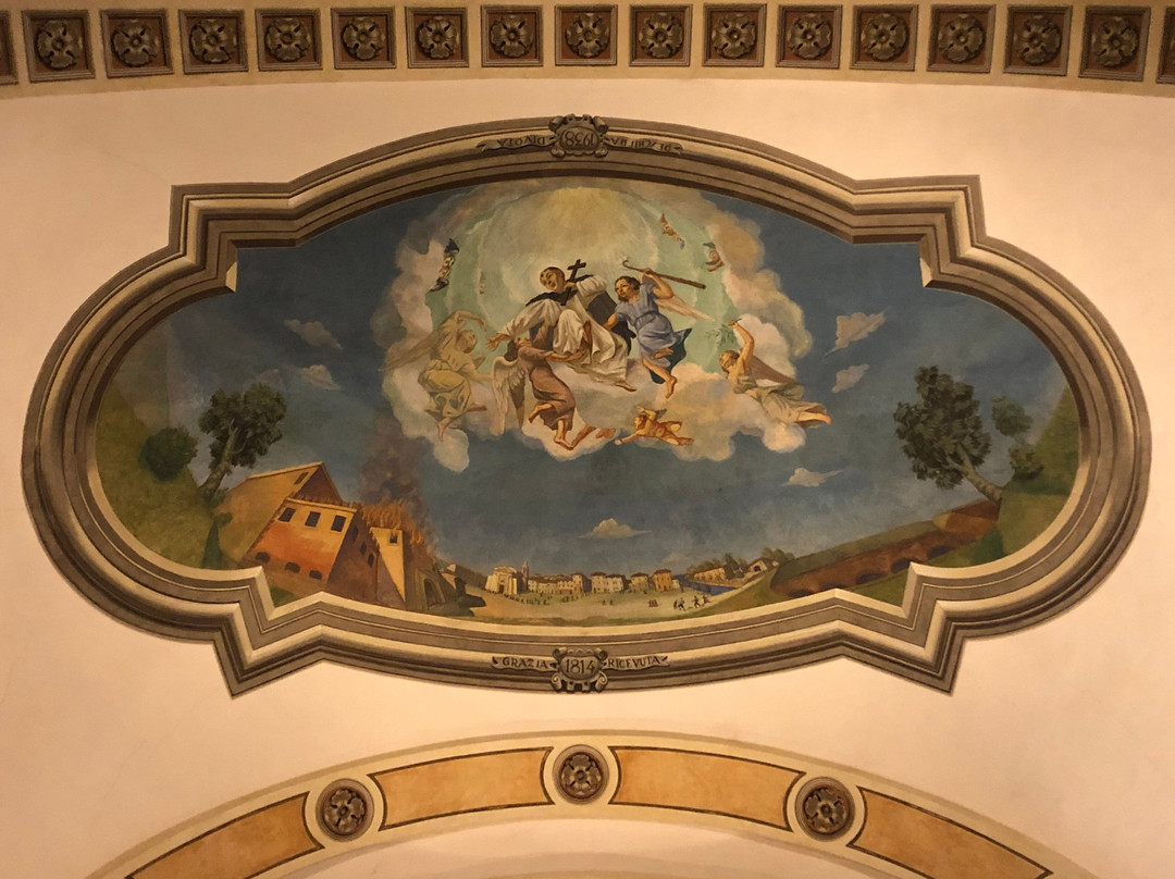 Chiesa Parrocchiale di San Martino Vescovo-佩斯基耶拉德尔加尔达必去景点