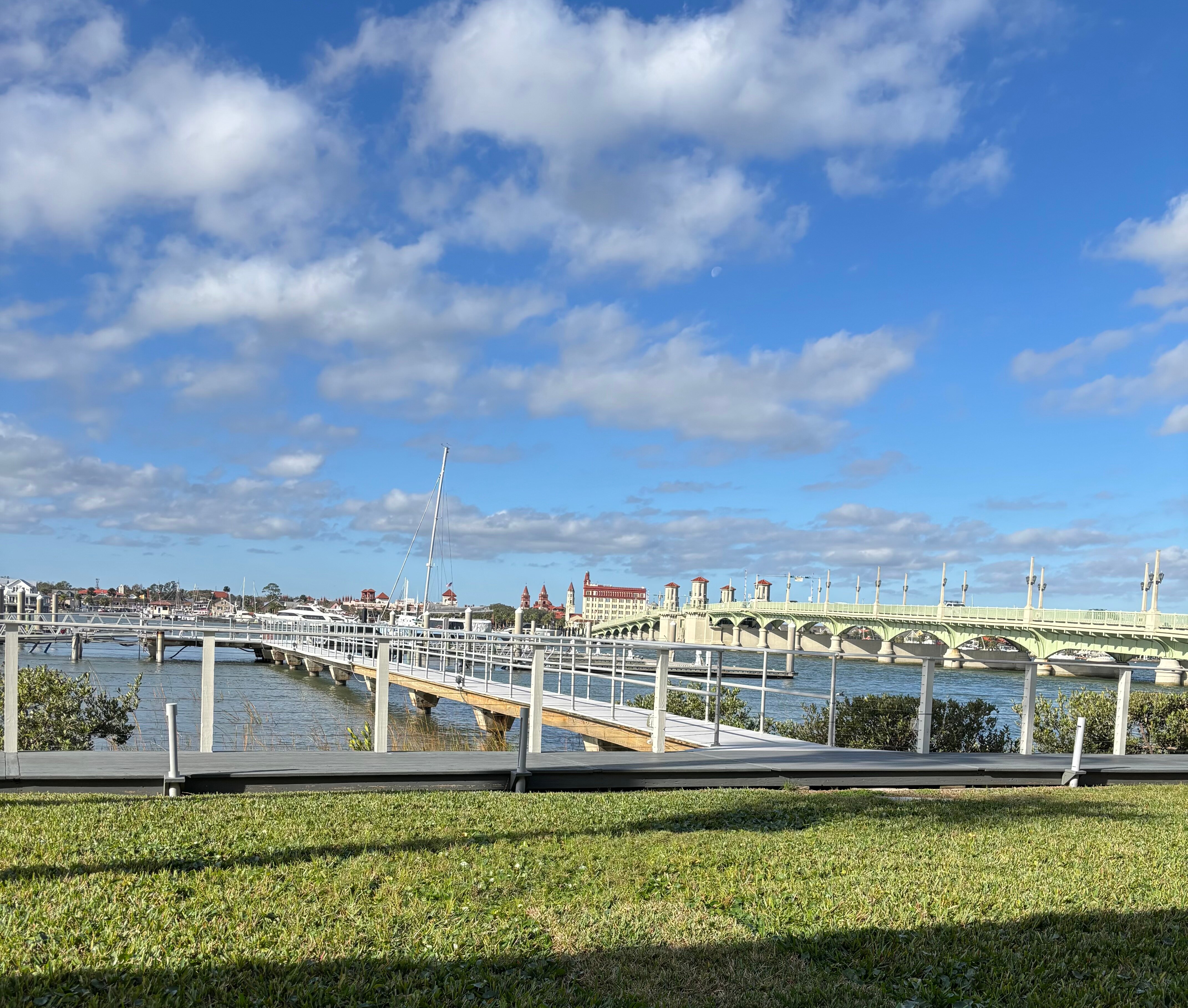 Marker 8 Hotel & Marina-官方