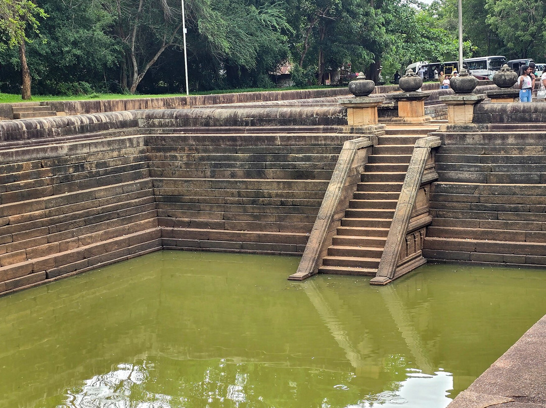 Twin Baths (Kuttam Pokuna)-阿努拉德普勒圣城必去景点