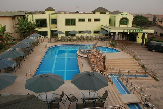 Le Baron Hotel主图