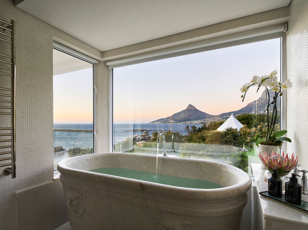 十二使徒水疗酒店