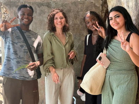 Raxy tours And Safaris-石头城必去景点