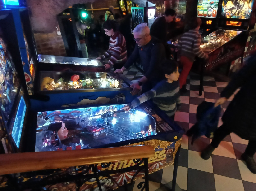 布达佩斯弹球博物馆-布达佩斯必去景点