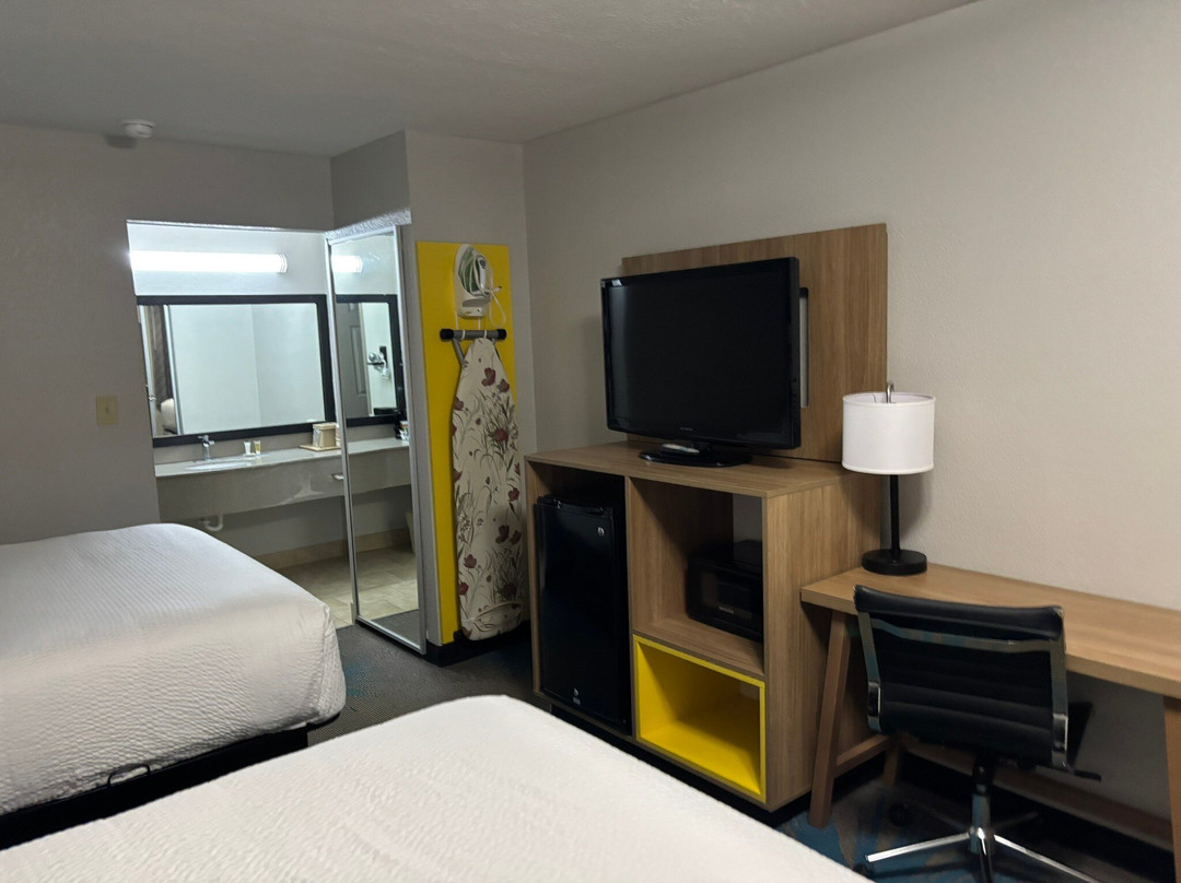 Days Inn by Wyndham Savannah主图